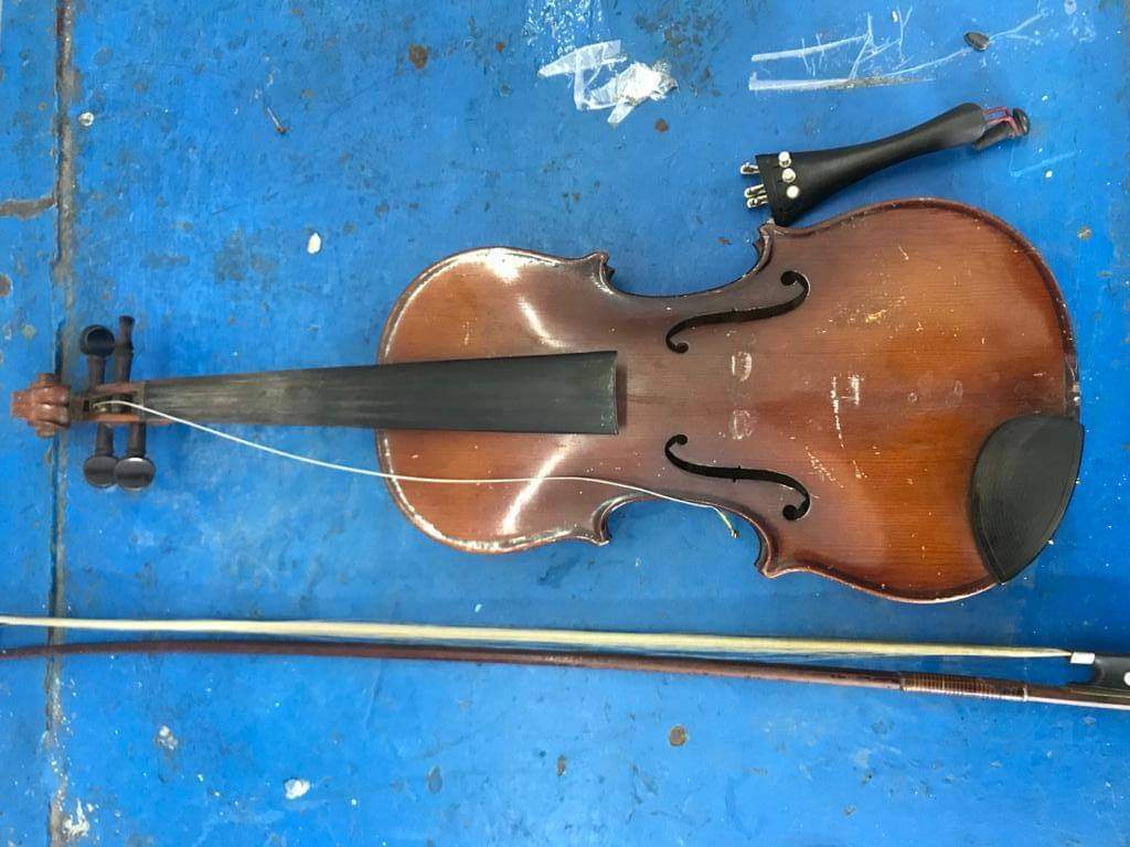 Иностранец пытался вывезти из Украины скрипку Страдивари, которой более 330 лет