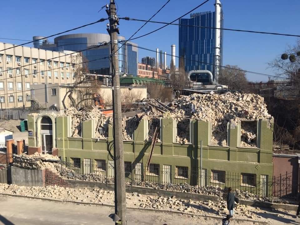 В Киеве снесли историческое здание, прокуратура открыла уголовное дело