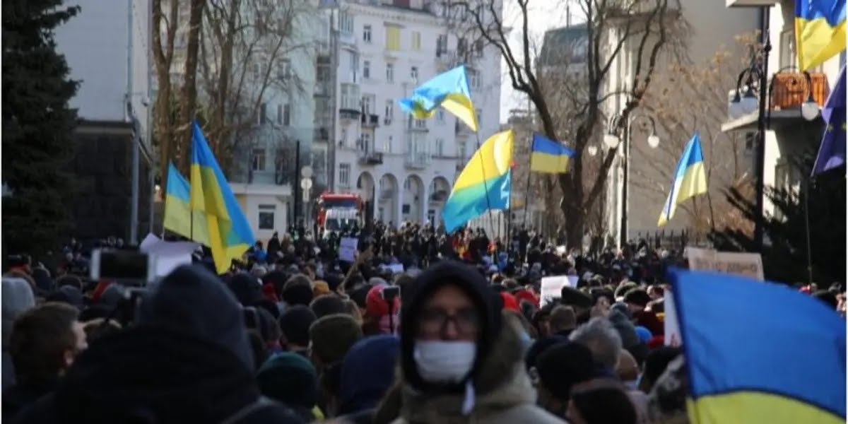 Почти треть граждан Украины готова принимать участие в различных формах протеста – результаты исследования КМИС