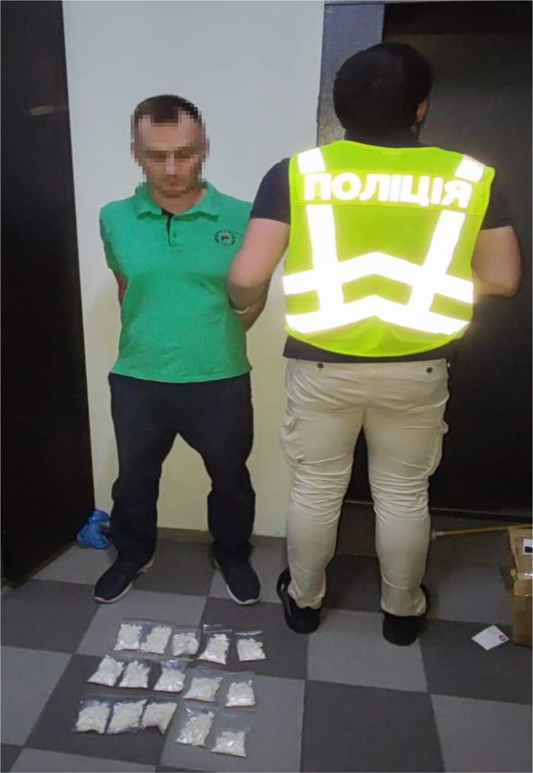 У Києві викрито наркоділка з партією кокаїну на 3,5 млн грн